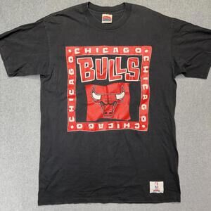 Vintage Chicago Bulls NBA Basketball T Shirt Size XL Nutmeg Black Authentic 90s